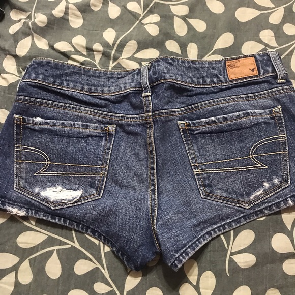 AE Distressed Jean Shorts - Picture 6 of 8